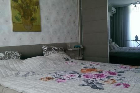 Apartment On Kobaladze Str 2 Batumi Exteriör bild